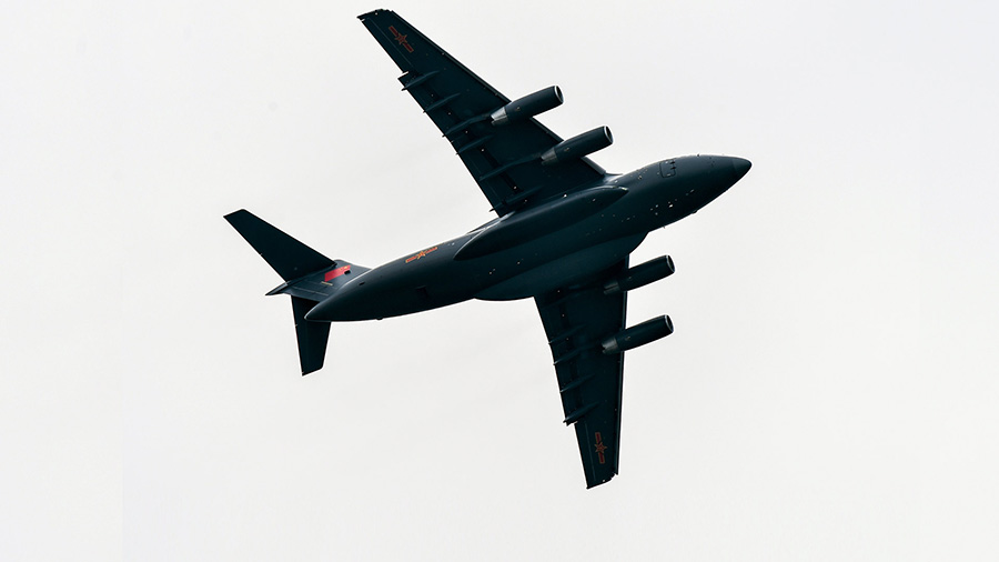 Avião de transporte Y-20 exibido em Zhuhai