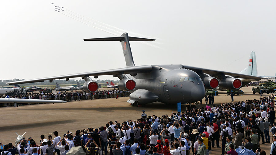 Avião de transporte Y-20 exibido em Zhuhai