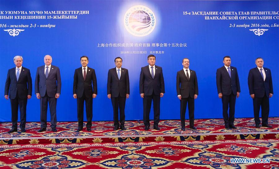 Li Keqiang participa da Reunião dos Primeiros Ministros dos Países Membros da OCS