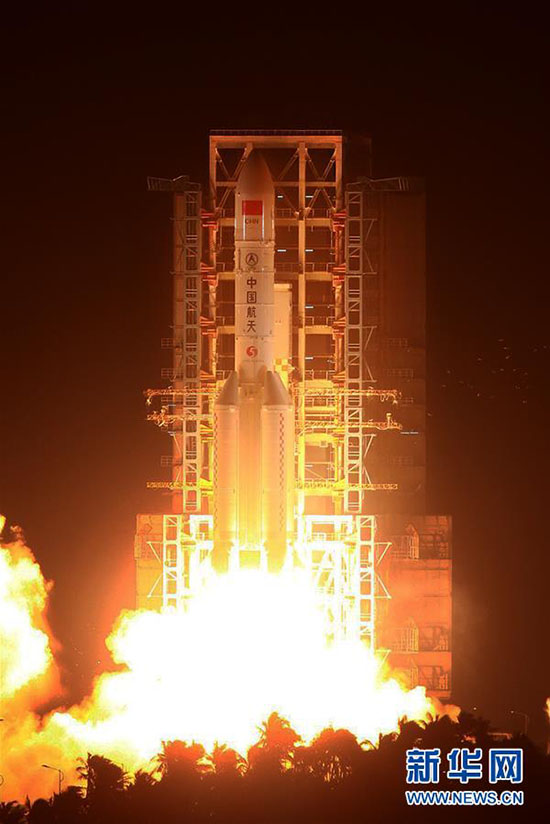 Novo foguete impulsiona sonho espacial da China