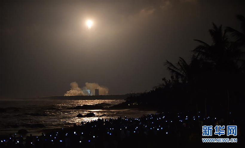 Novo foguete impulsiona sonho espacial da China