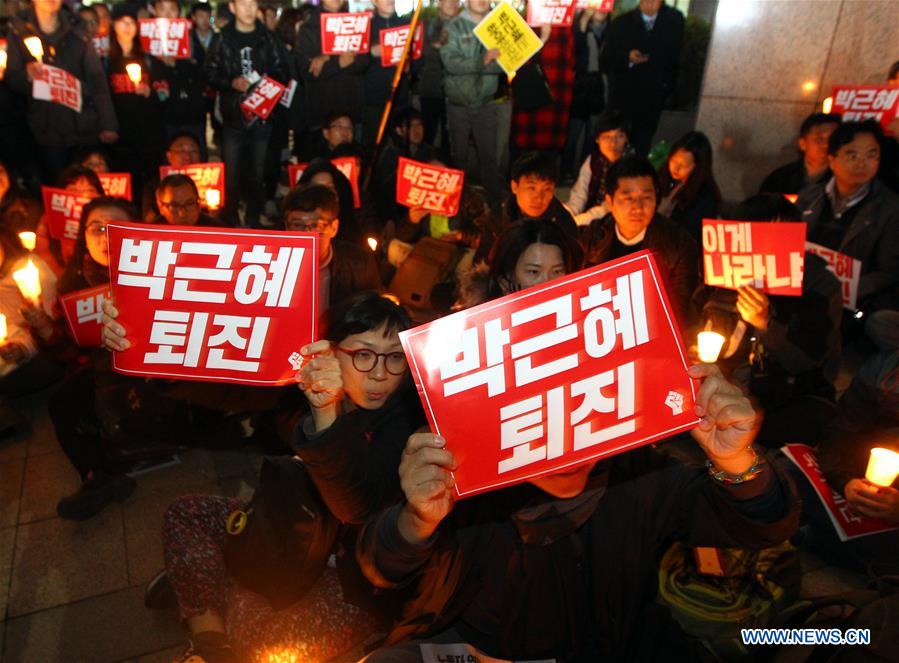 Mais de metade dos sul-coreanos pedem renúncia ou impeachment da presidente