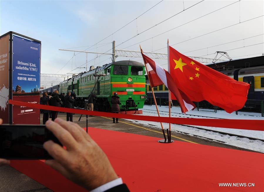 Primeiro trem trans-Eurásia entre a China e a Letônia chega a Riga