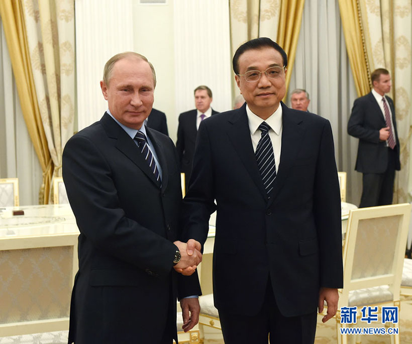 Li Keqiang se reúne com presidente russo