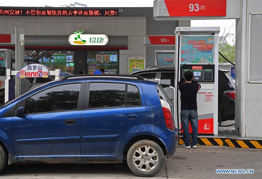 China reduz preços dos combustíveis no varejo