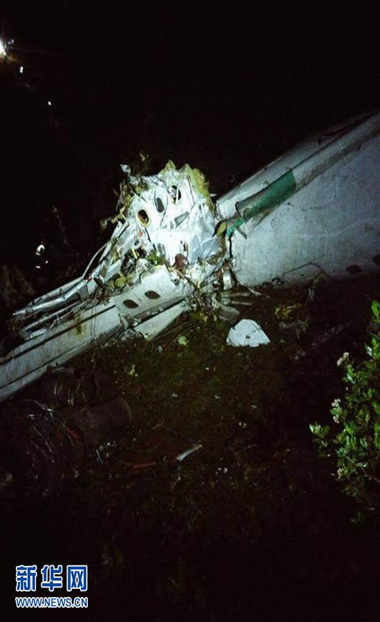 Avião com equipe da Chapecoense sofre acidente aéreo na Colômbia
