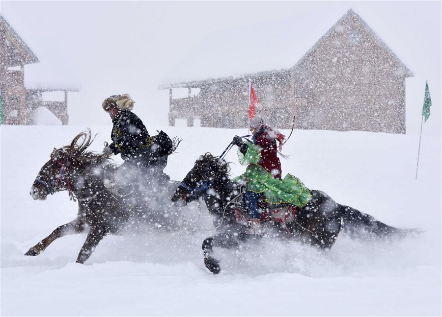 Atividades de inverno começam em Kanas do noroeste da China