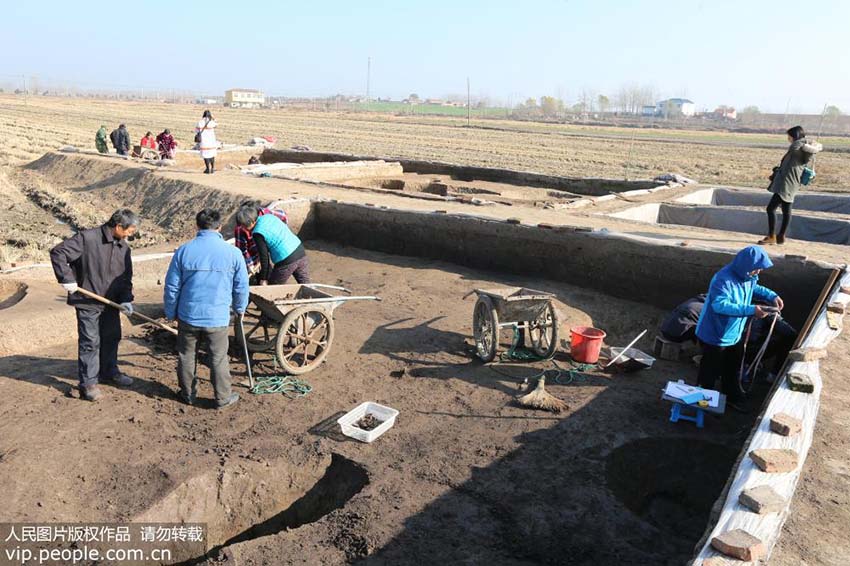Túmulos com 5000 anos descobertos no leste da China
