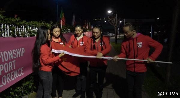 Equipe chinesa desiste na final da competição de pole dance em protesto por falta da bandeira nacional