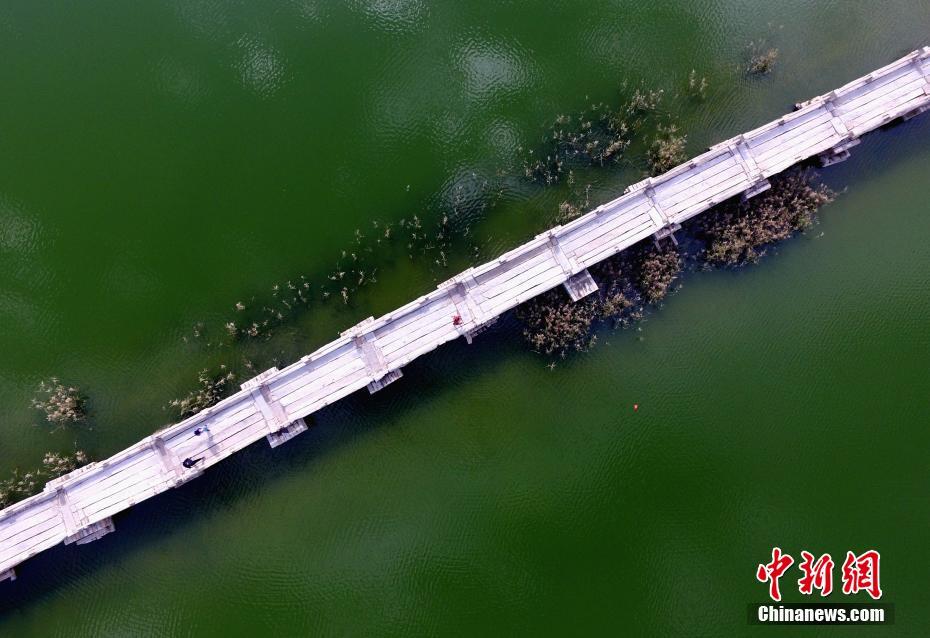 Vista aérea de antiga Ponte Anping, a mais longa da China