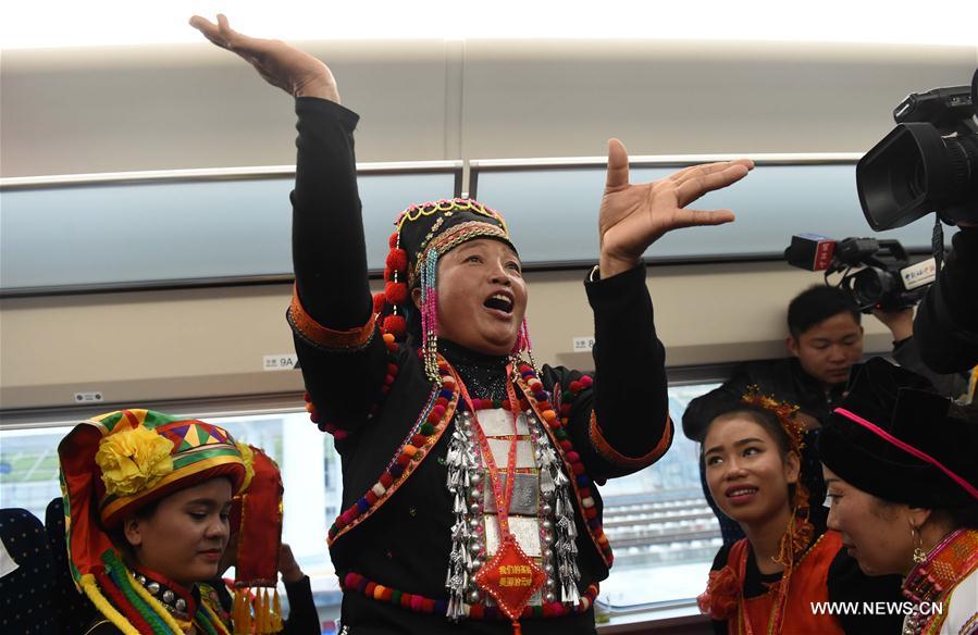 Inaugurada principal ferrovia de alta velocidade leste-oeste na China