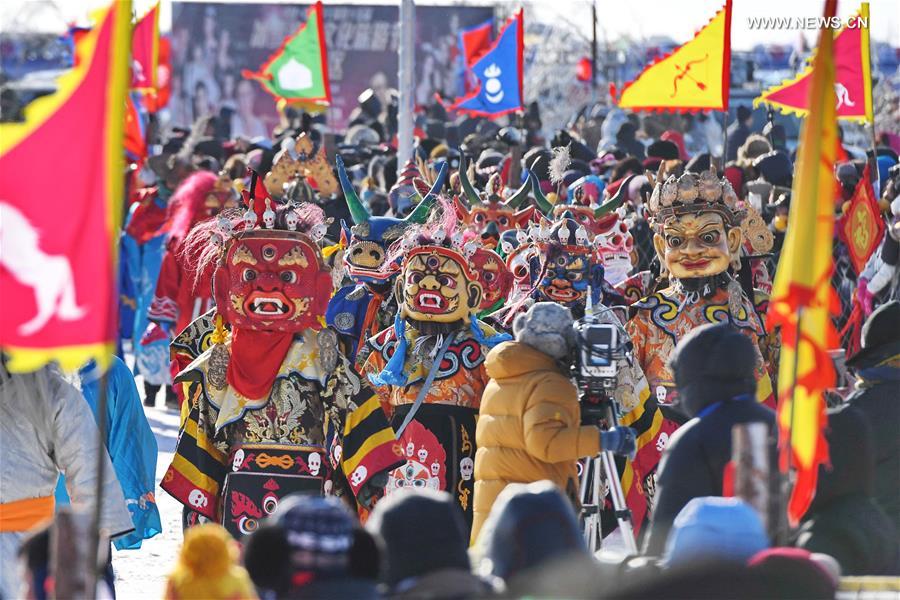 Época de pesca de inverno iniciada com celebrações no nordeste da China