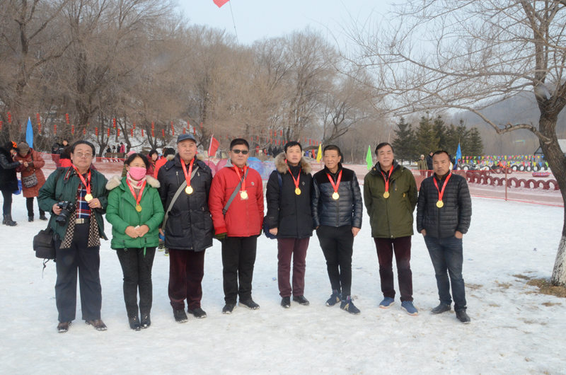 Diário do Povo Online organiza caminhada em comemoração do seu 20º aniversário em Fushun