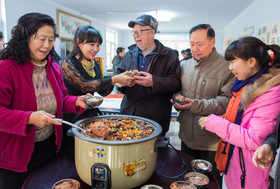 China celebra tradicional Festival de Laba 