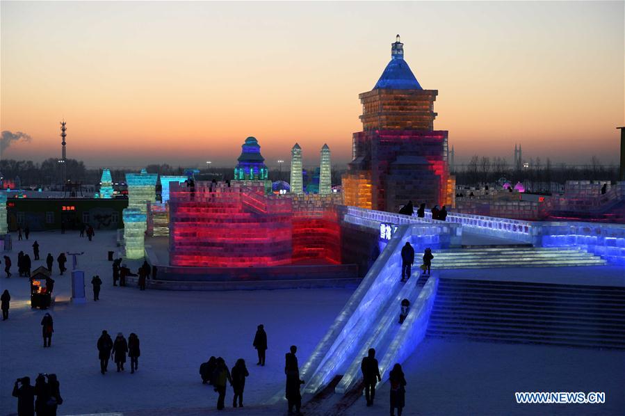 Mundo de Gelo e Neve abre ao público em Harbin