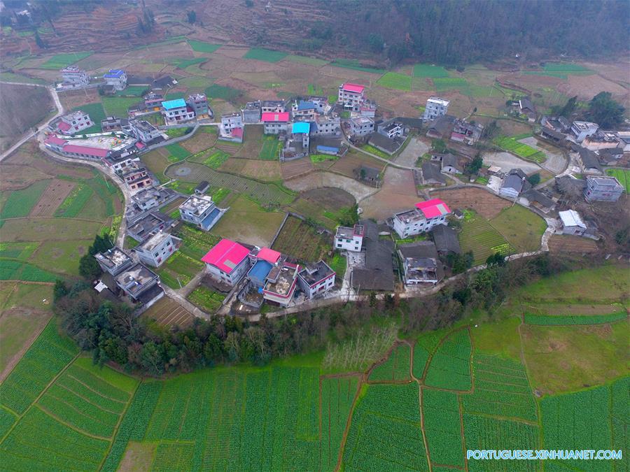 Paisagem da vila de Fangpo na província de Hunan