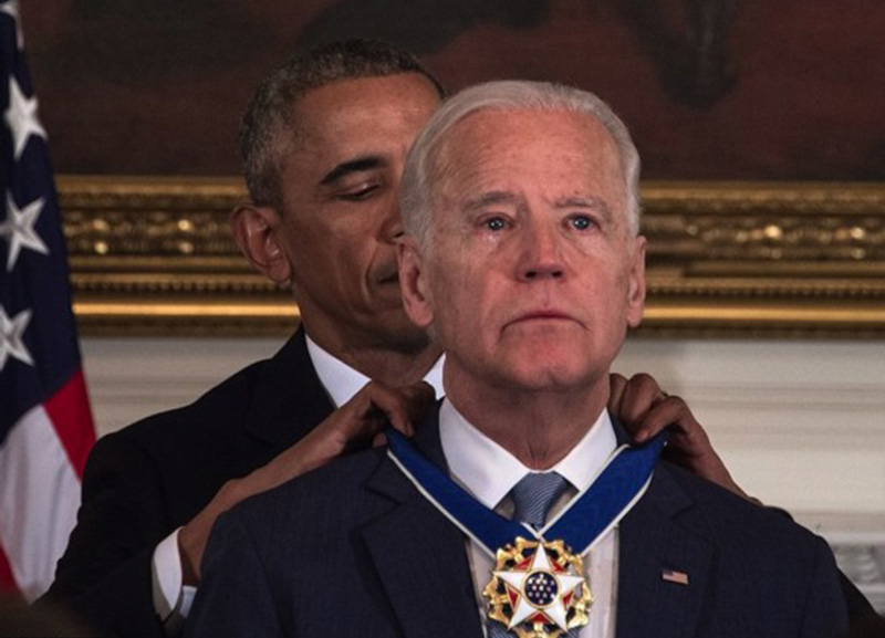 Obama surpreende vice-presidente Biden com Medalha de Liberdade