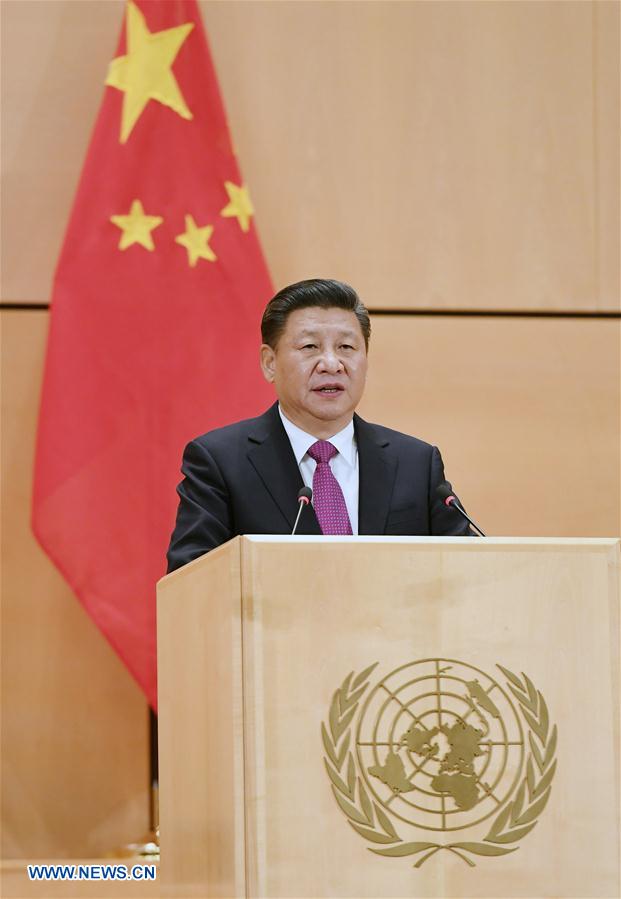 Presidente Xi: China continua comprometida com defesa de paz mundial
