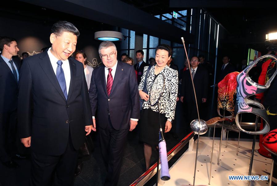 Presidente chinês reúne-se com presidente do COI