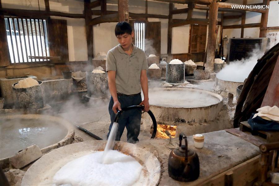 Mais antigo poço de sal do mundo restaurado no sudoeste da China