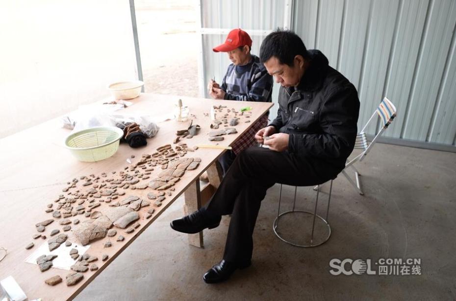 Conjunto de caixões em forma de barco com 2200 anos descobertos na província de Sichuan