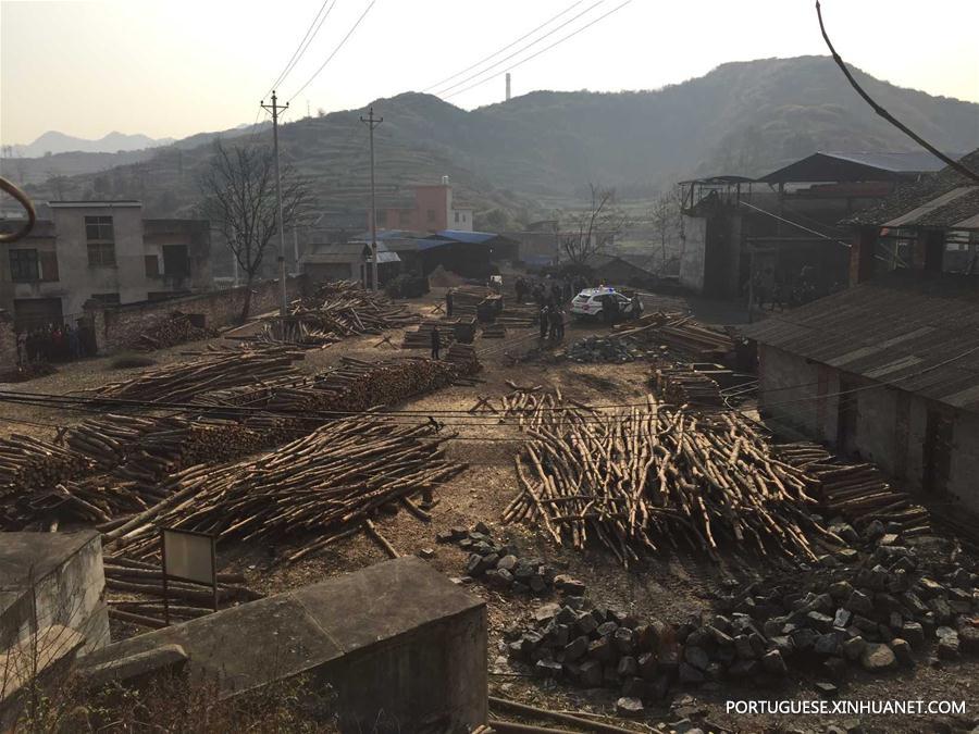 Explosão em mina de carvão mata oito pessoas no centro da China