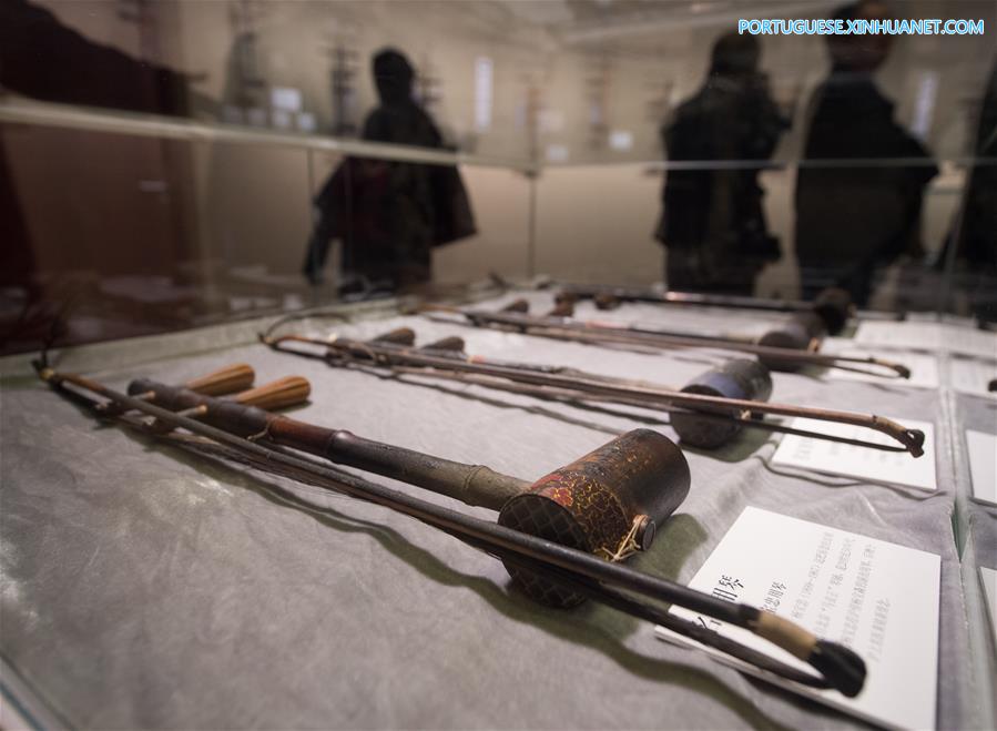 Exposição em Beijing exibe Jinhu, instrumento musical tradicional chinês