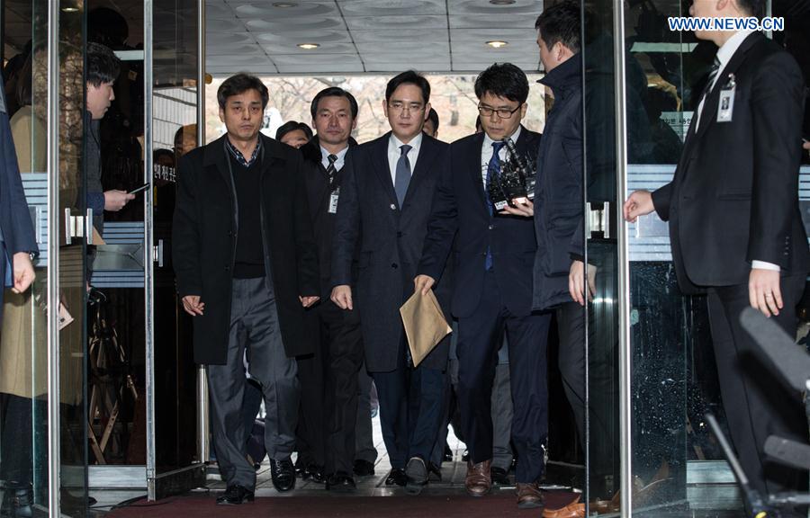 Vice-presidente da Samsung em tribunal sob acusação de suborno