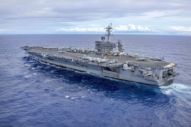 Grupo de porta-aviões dos EUA entra no Mar do Sul da China