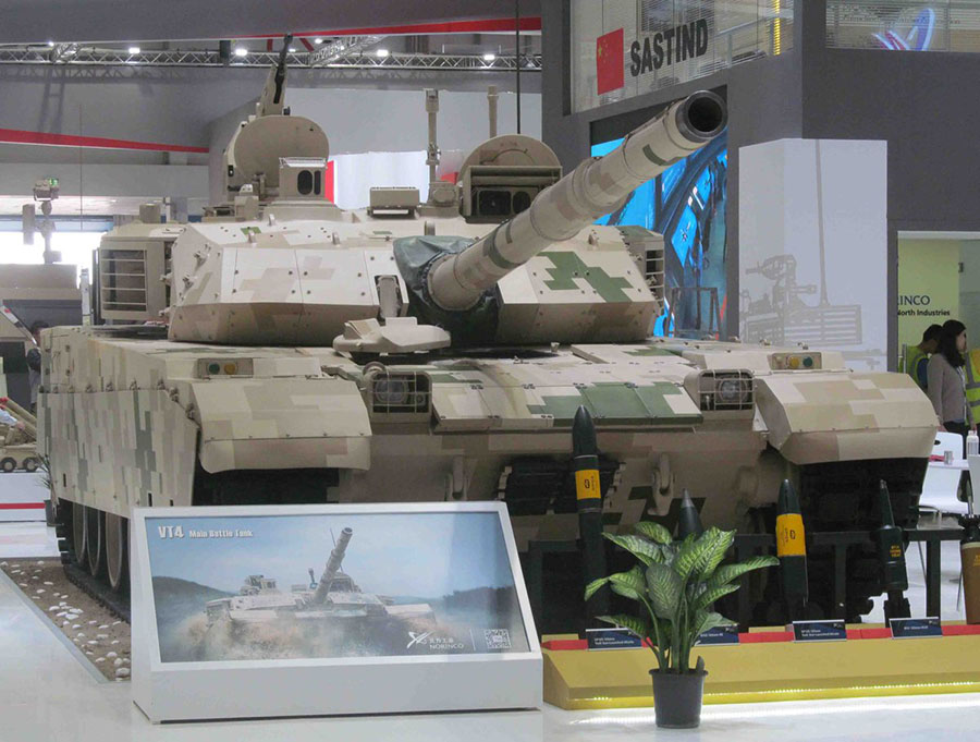 Empresas militares chinesas destacadas na exibição de defesa em Abu Dhabi