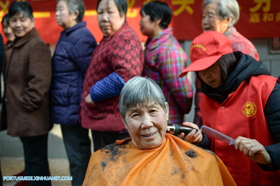 Chineses celebram o festival 