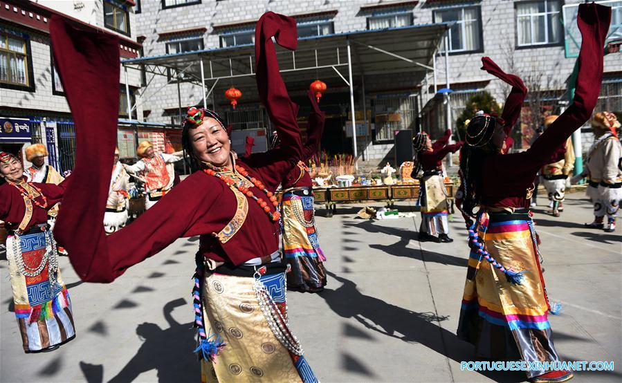 Ano Novo tibetano é celebrado no Tibete da China