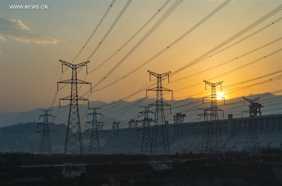 Projeto das Três Gargantas gera 1 trilhão kwh de eletricidade