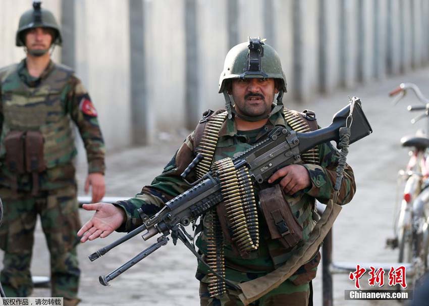 Ataque terrorista no Afeganistão deixa mais de 30 mortos e 50 feridos