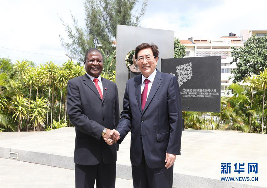 Presidente de Moçambique se encontra com secretário do Comitê Municipal de Beijing do PCCh