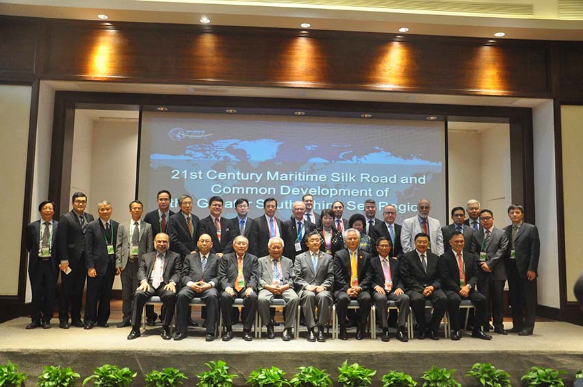 China pede mecanismo de cooperação entre países litorâneos do Mar do Sul da China