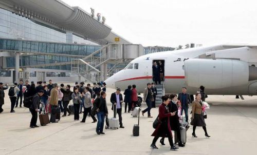 Novo voo fretado internacional entre RPDC e China é inaugurado