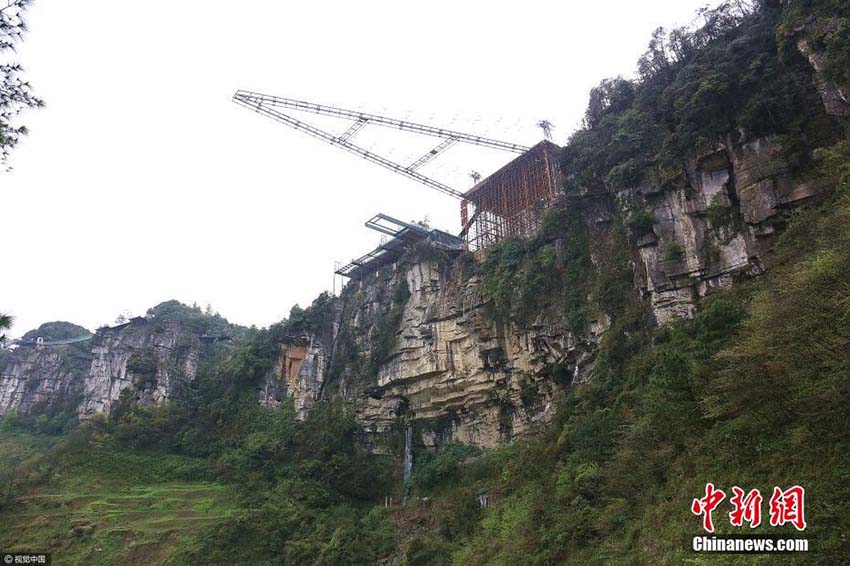 Nova ponte de vidro é inaugurada na China