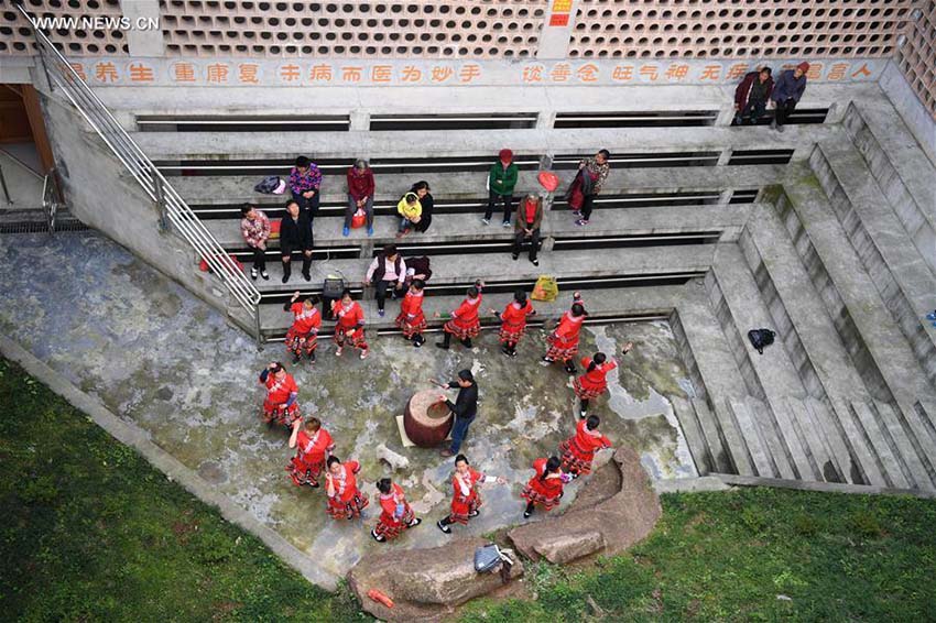 Edifício de hospital rural reconhecido com Prêmio de Arquiteto Emergente Internacional