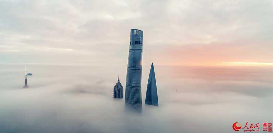 Galeria: Shanghai coberto por manto de nuvens