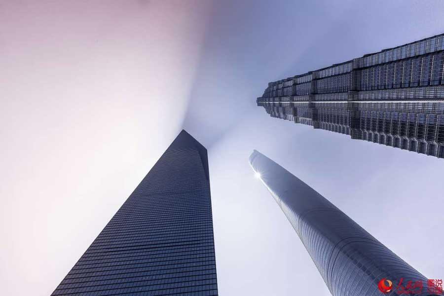 Galeria: Shanghai coberto por manto de nuvens