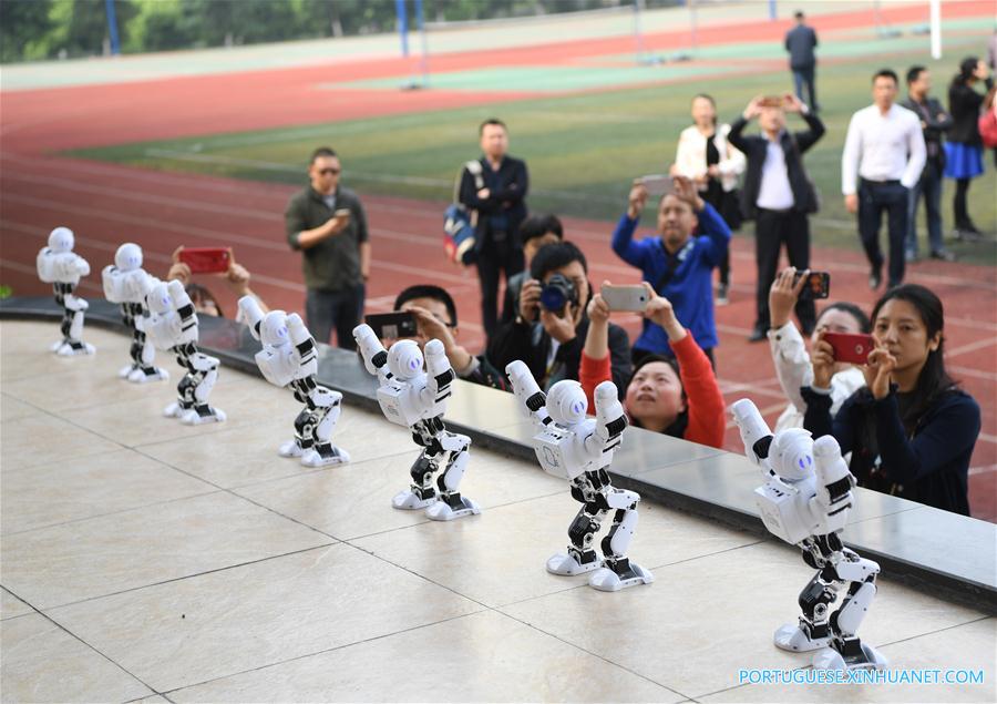 Qualificações de Chongqing da Competição Juvenil de Robótica