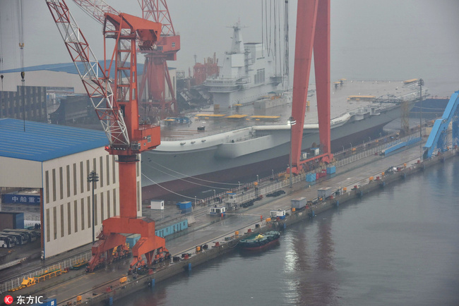 Segundo porta-aviões da China já se encontra sobre as águas