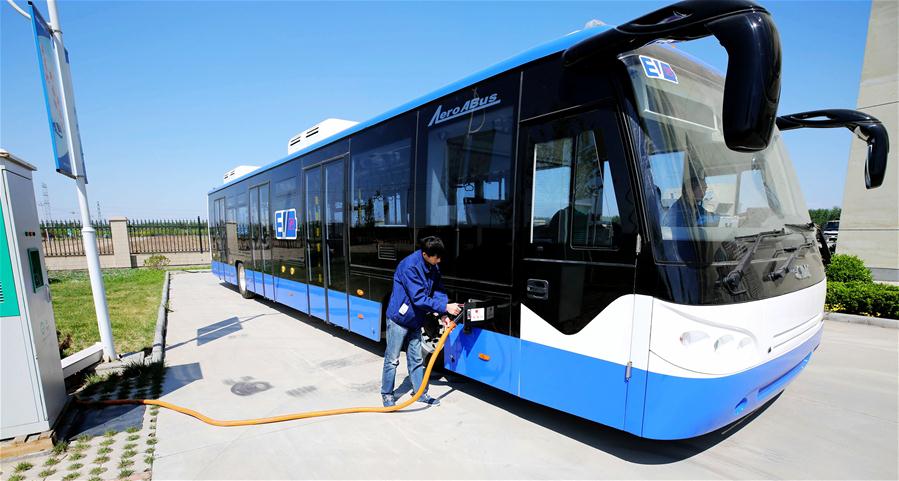 Ônibus elétrico fabricado pela CIMC entra em fase de testes em Hebei