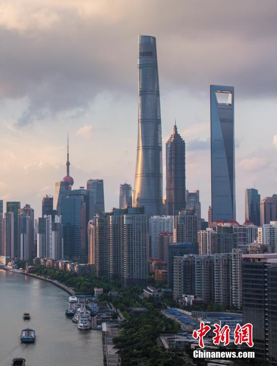 Observatório da Torre de Shanghai oficialmente aberto ao público