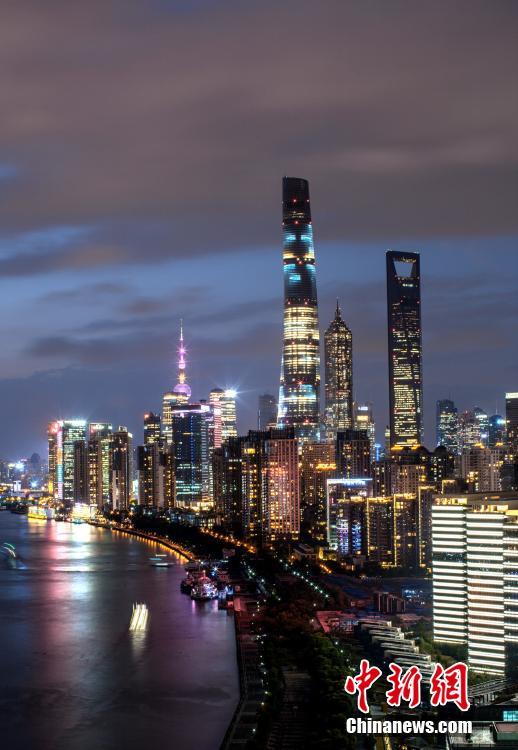 Observatório da Torre de Shanghai oficialmente aberto ao público