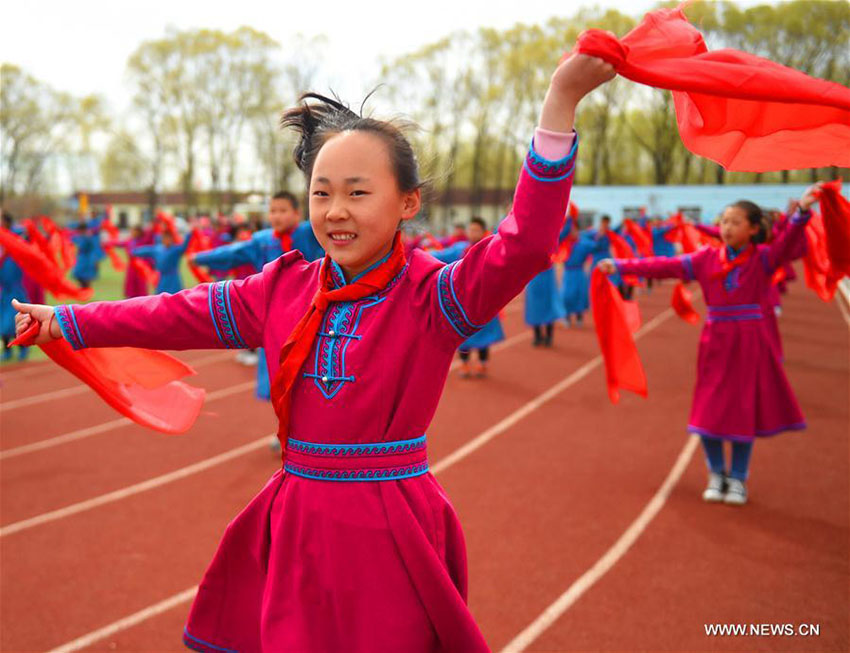Mongólia Interior: Primeira região autônoma da China celebra 70º aniversário