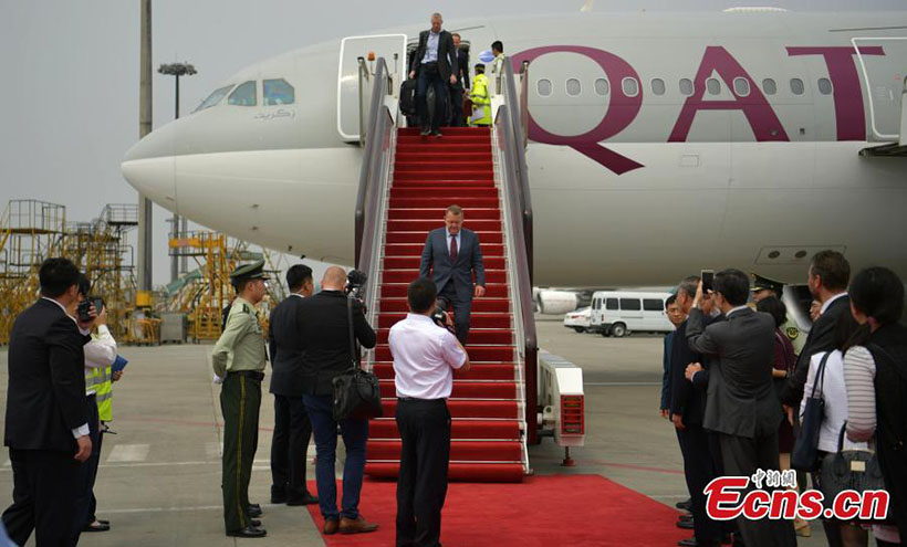 Primeiro-ministro dinamarquês visita reserva de pandas em Chengdu