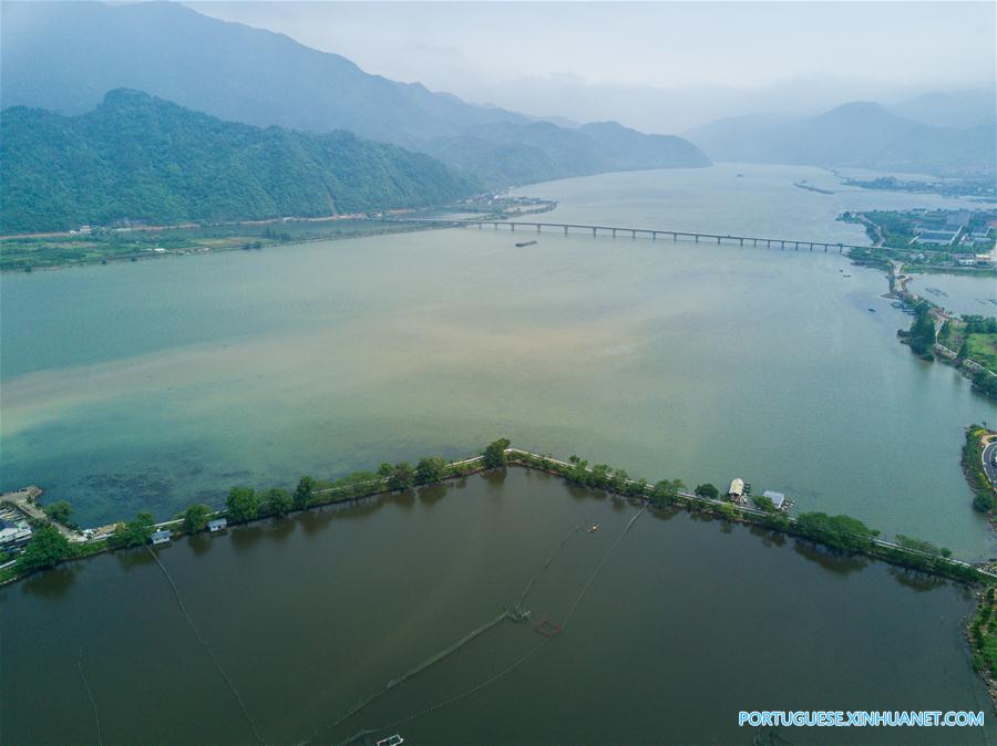 Vista aérea da vila de Sandu em Zhejiang no leste da China