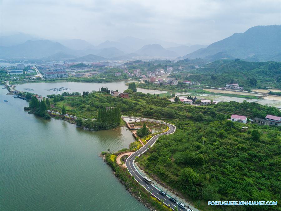 Vista aérea da vila de Sandu em Zhejiang no leste da China